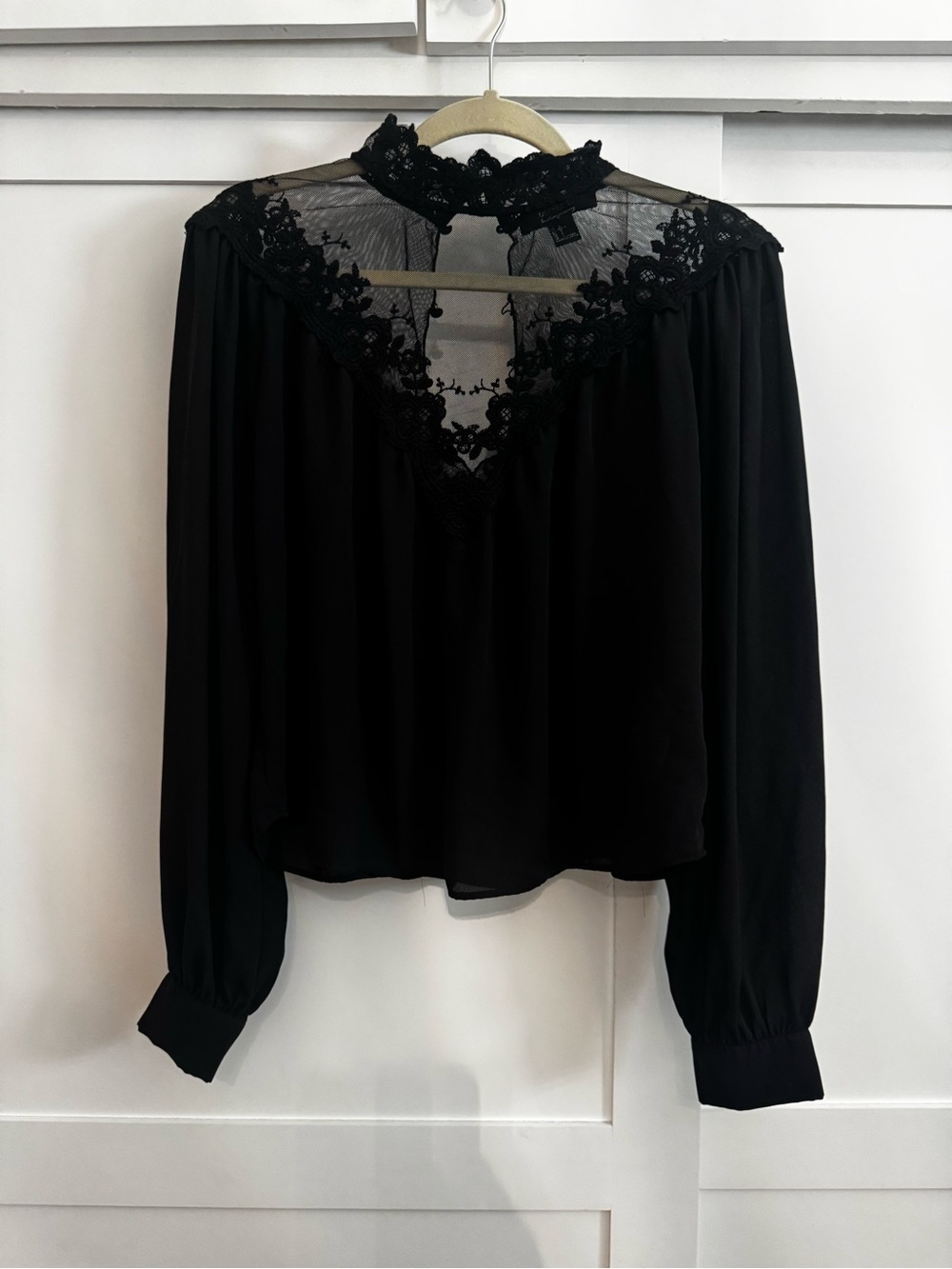 Forever 21 Black Lace Yoke Long Sleeve Blouse